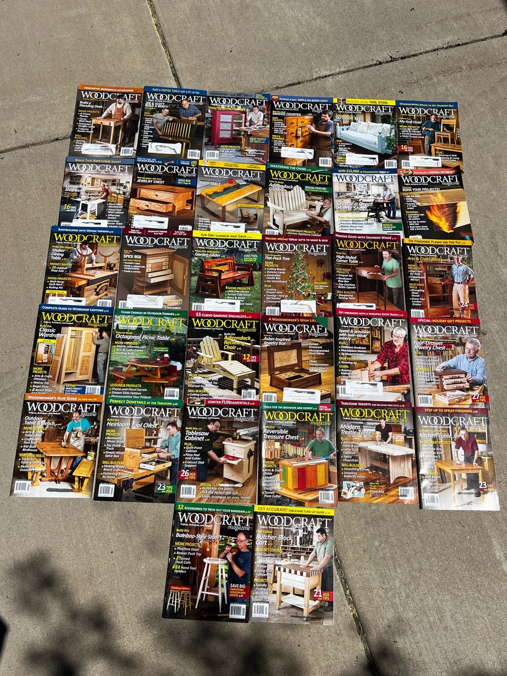 Lot of 32 Woodcraft Woodmaking Magazines Wood Shop